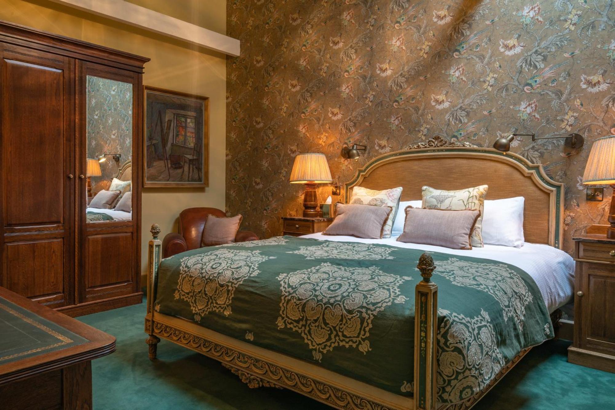 Albero Bedrooms Bedford Bagian luar foto